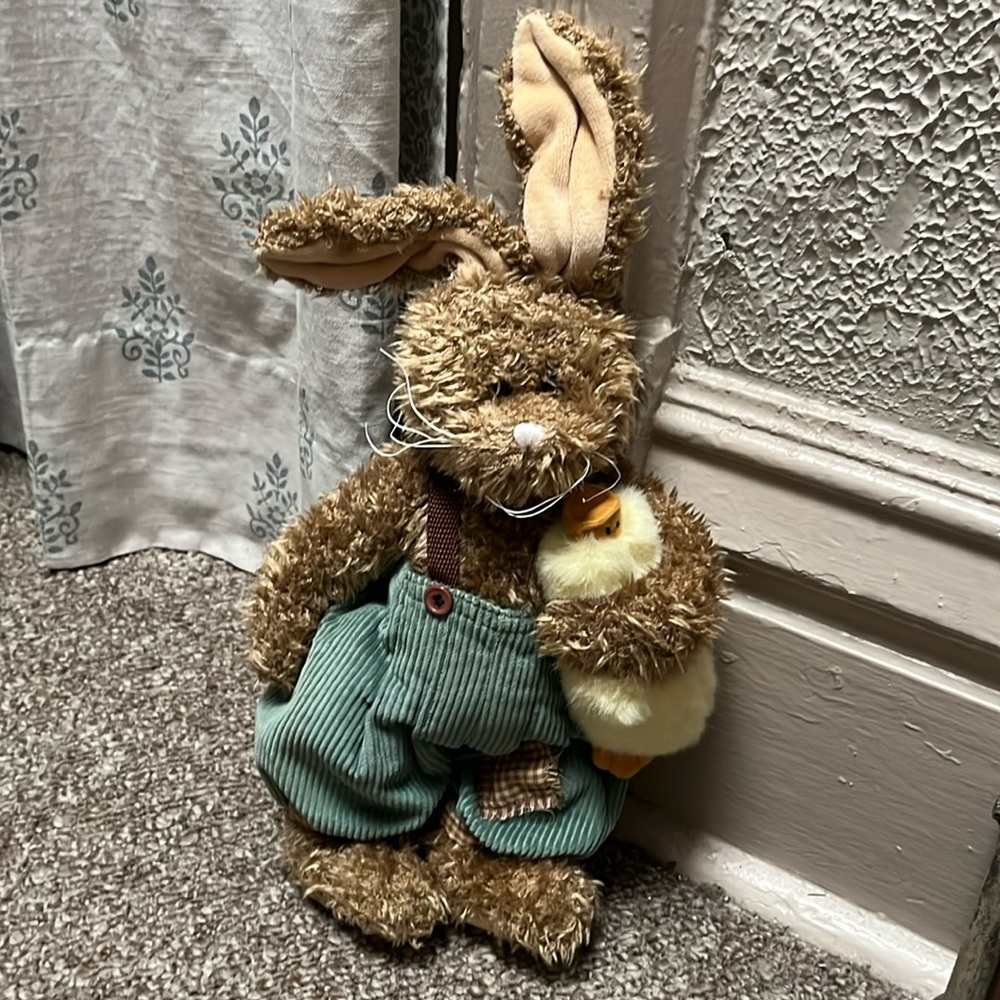 The Bearington Collection Rick & Chick 15" Stuffed Plush Posable Ears
